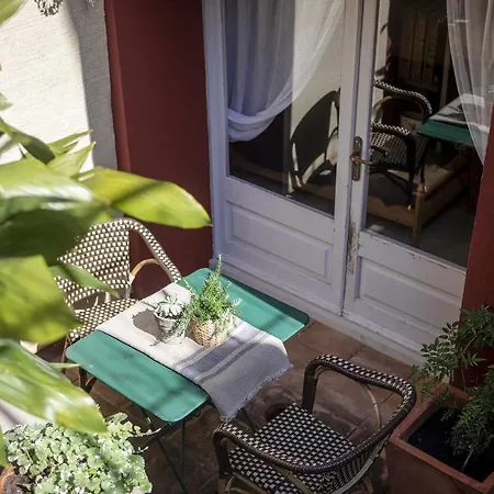 Unic Views Begur, Turistico